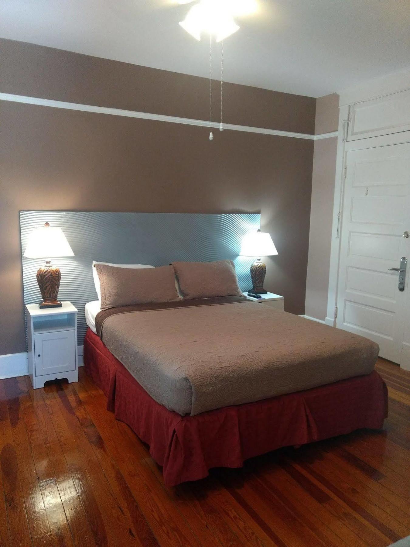 The Mansion House Inn St. Petersburg Esterno foto